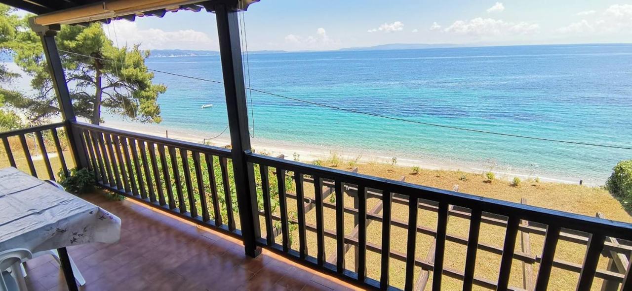 Sangue Blu Beachfront Villa Apartment Ájosz Nikólaosz Kültér fotó