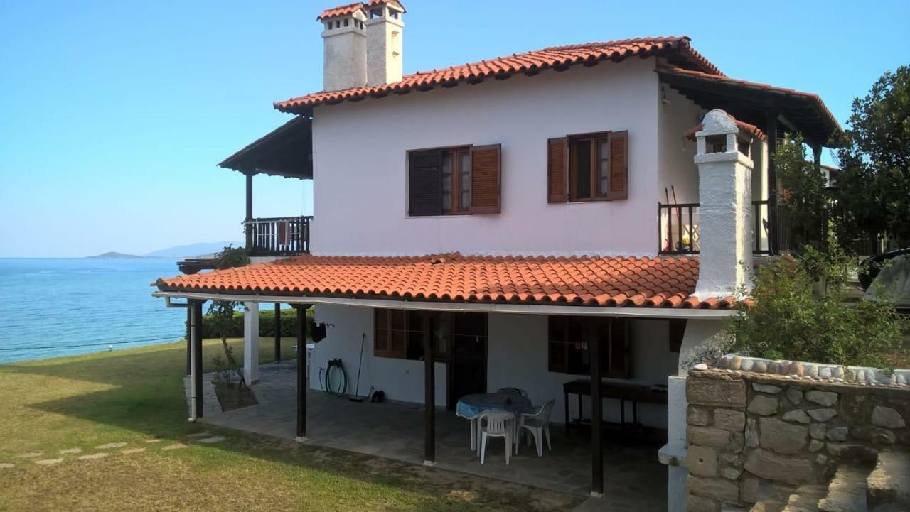 Sangue Blu Beachfront Villa Apartment Ájosz Nikólaosz Kültér fotó