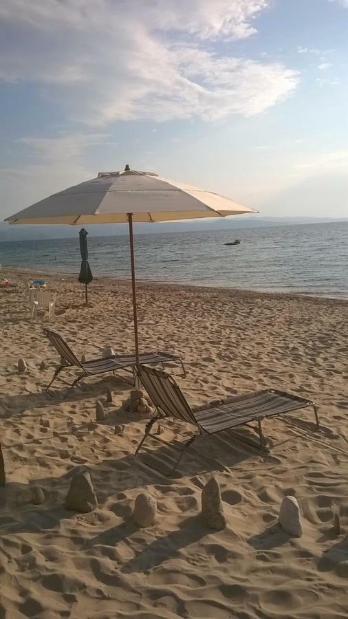 Sangue Blu Beachfront Villa Apartment Ájosz Nikólaosz Kültér fotó